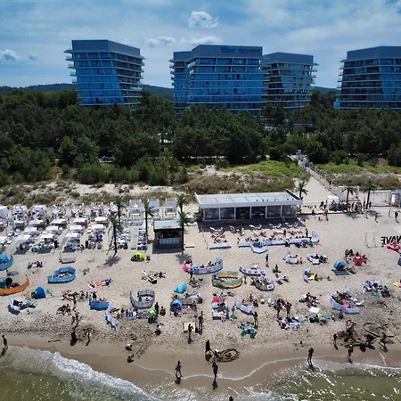 Wave C857 & Pool Access Miedzyzdroje