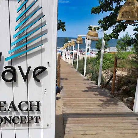 Wave C857 & Pool Access *