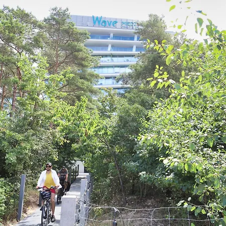 Wave C857 & Pool Access *